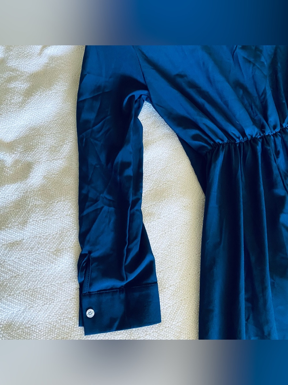 NEW Sophisticated and Classy Navy Long-Sleeved Button-Front Long Dress midi - Picture 3 of 8